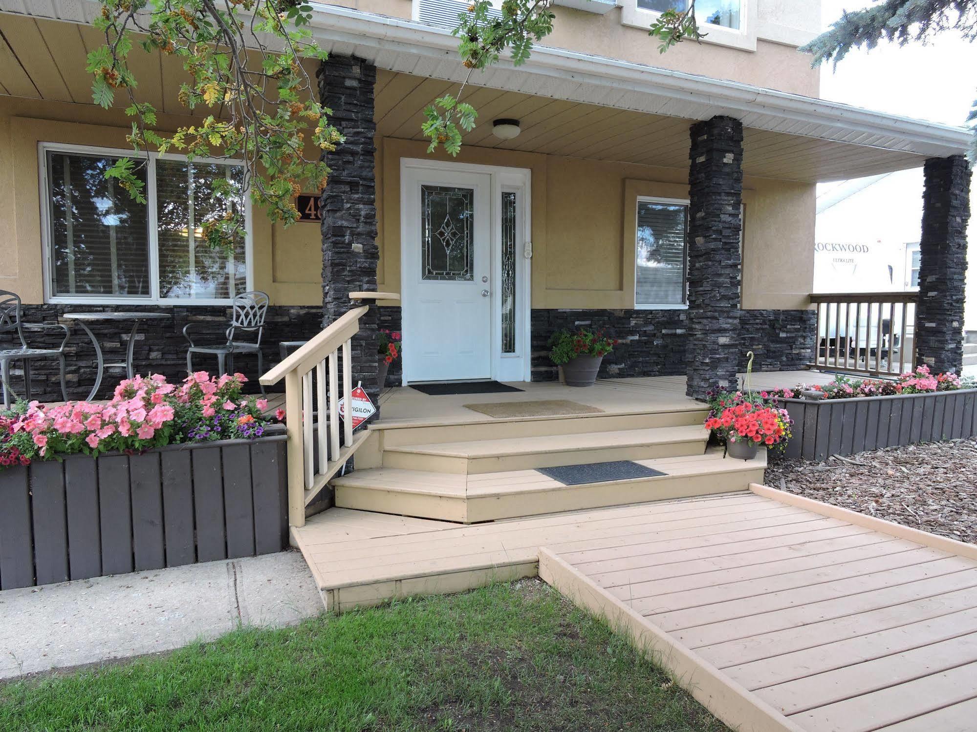 Bethel-Aspen Inn Bonnyville Екстериор снимка